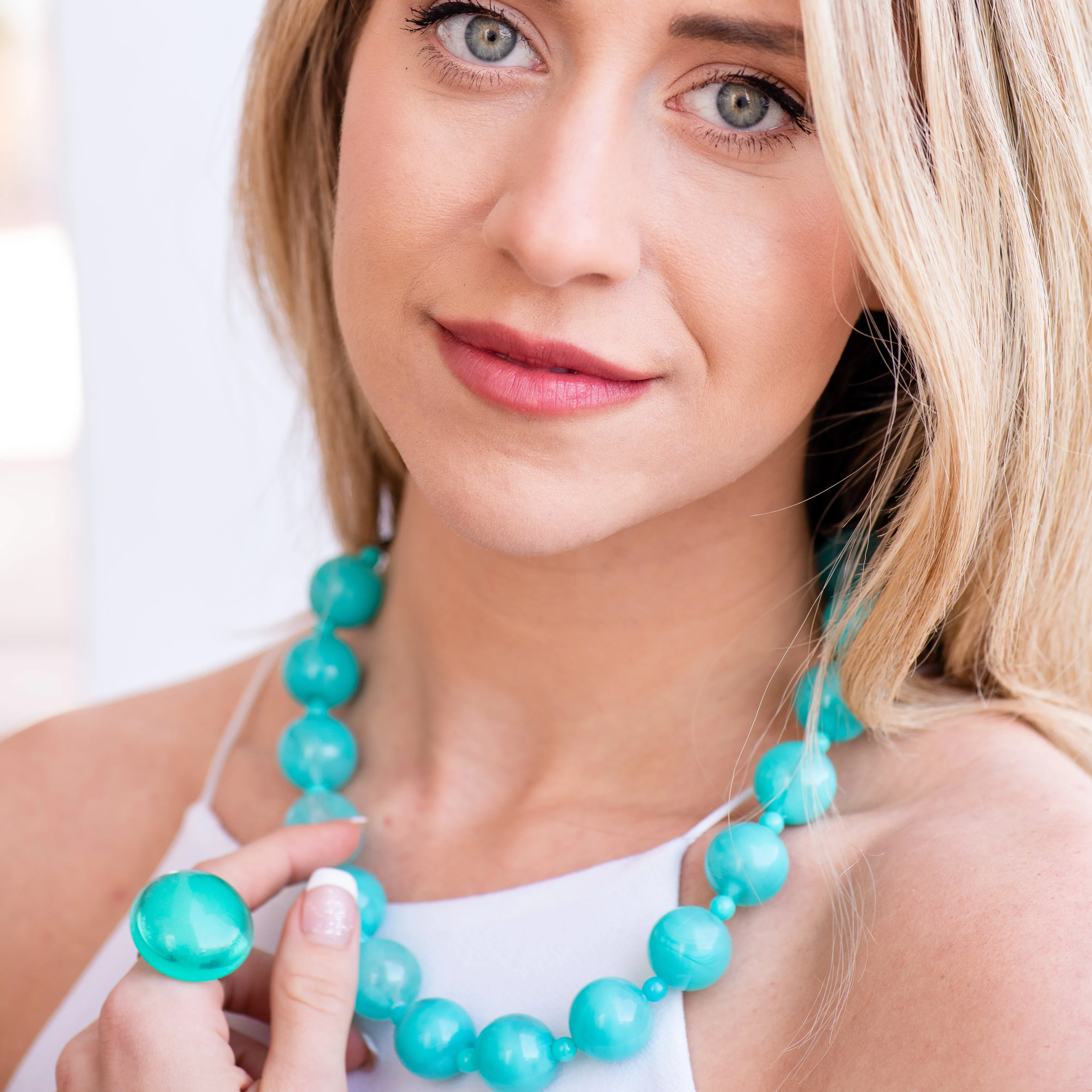 Turquoise Green Marbled Lucite Marco Necklace *