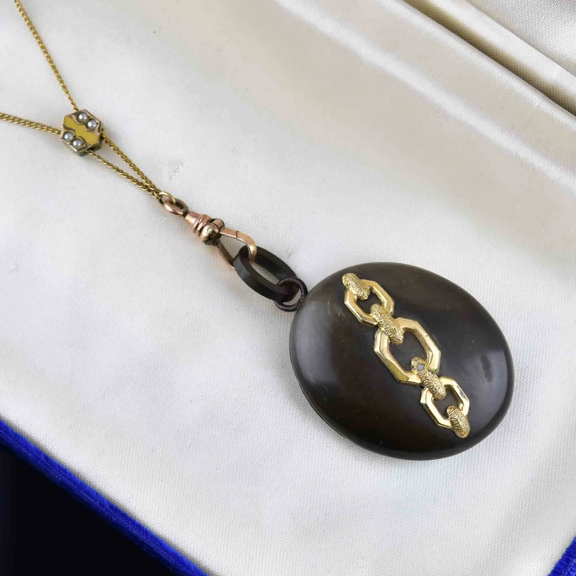 Victorian 10K Gold Gutta Percha Locket Muff Guard Necklace